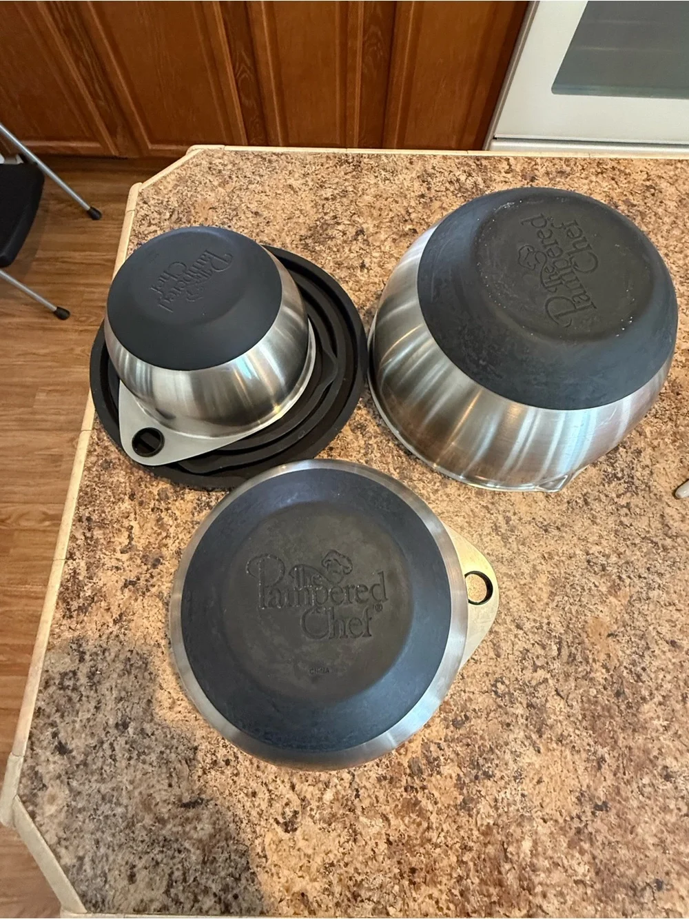 Pampered Chef Stainless Steel Mixing Bowl Set of 3 with Black Lids